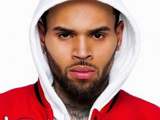 مطالبة مغنٍ أمريكي شهير بتعويض بقيمة 20 مليون دولار في دعوى اغتصاب