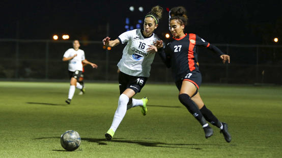 الأندية النسوية تجدد مقاطعتها لأنشطة الاتحاد