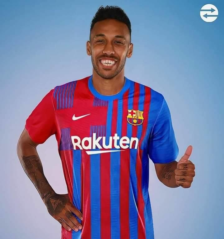 أوباميانج يرحب باللعب لبرشلونة مجانًا