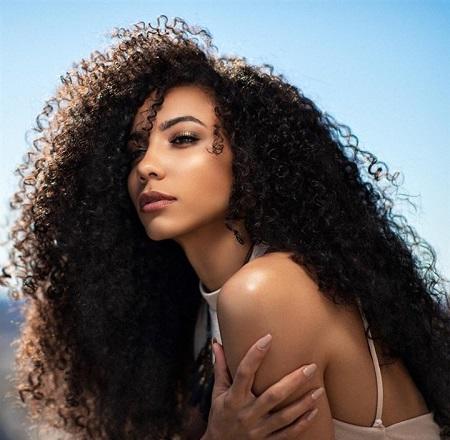 انتحار ملكة جمال أميركا بقفزها من الطابق الـ 29 