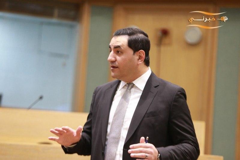 فريحات يفسر آلية طلبه بتعويض متضرري انقطاع الكهرباء 