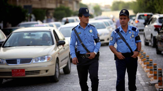 عراقي يقتل شقيقه المتحول جنسيا  صورة