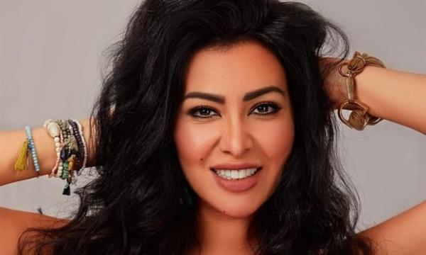 ميرهان حسين تنسحب من كازانوفا