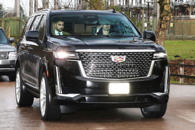 ما هي السيارة التي أهدتها جورجينا لرونالدو في عيد ميلاده؟