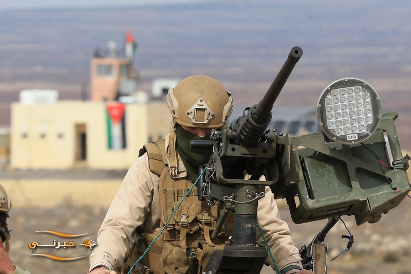 الجيش: 160 شبكة لتهريب المخدرات بالجنوب السوري