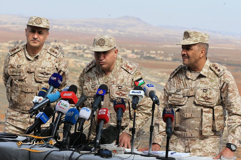 الجيش: 160 شبكة لتهريب المخدرات بالجنوب السوري