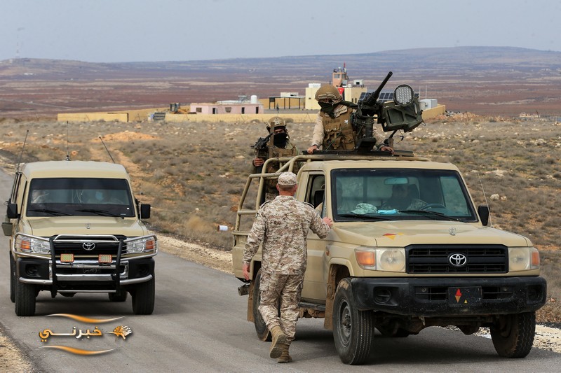 الجيش: 160 شبكة لتهريب المخدرات بالجنوب السوري