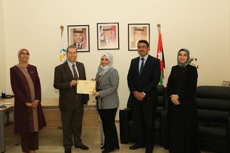 عمان العربية تكرم عدداً من مدراء الوحدات الإدارية