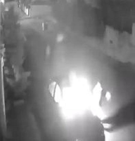 مجهول يحرق مركبة في عمّان بـ مولوتوف  فيديو 