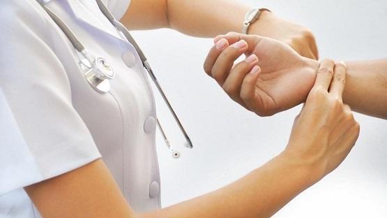 وقفة احتجاجية لنقابة الممرضين