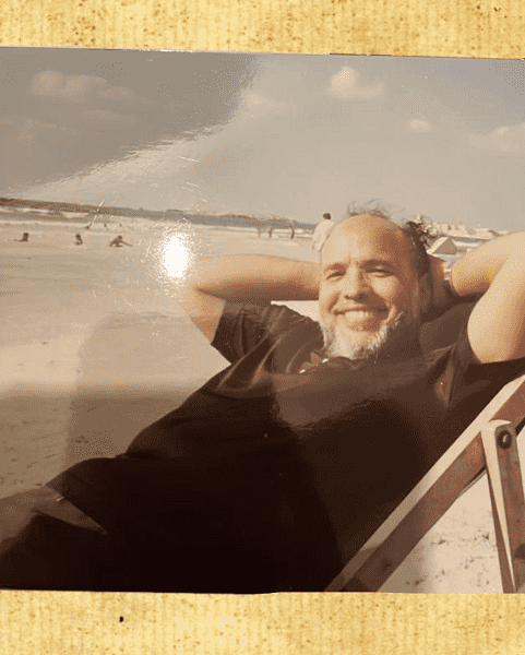 في أمان الله يا بابا هكذا ودع حمزة نمرة والده عن بُعد  صورة