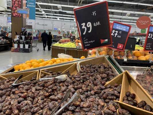  قطر تستورد 100 طن تمور أردنية