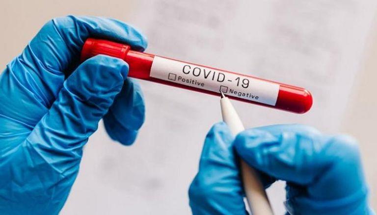 أصيبوا عمدا بكورونا لرصد لحظاته الأولى في الجسم فماذا اكتشفوا