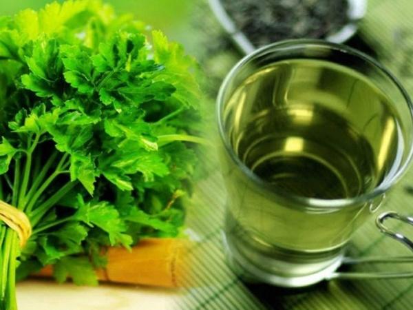 ما فائدة شرب ماء البقدونس للكلى والمسالك البولية