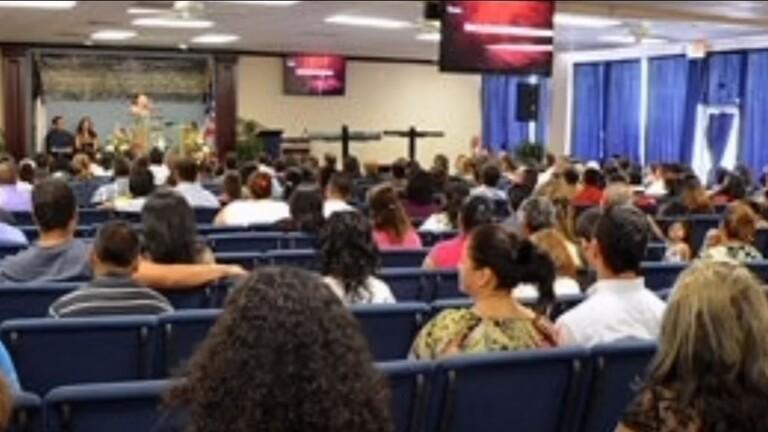 قتيلة وجريحان بإطلاق نار في كنيسة اميركية