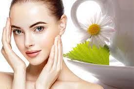 فوائد البابونج المذهلة للبشرة