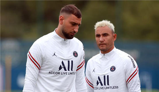 توتر العلاقة بين دوناروما ونافاس