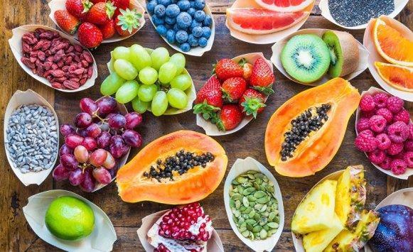 فواكه تخفض الكوليسترول وتحمي القلب