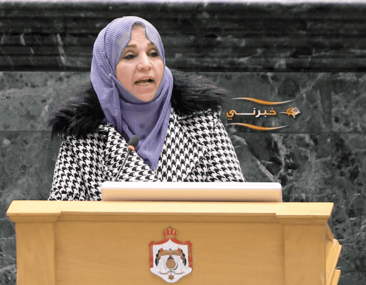  النائب عضيبات الحكومة باعت مقدرات الوطن