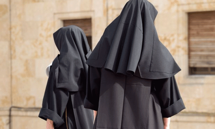 السجن لراهبة اختلست 800 ألف دولار لتقامر في الكازينو