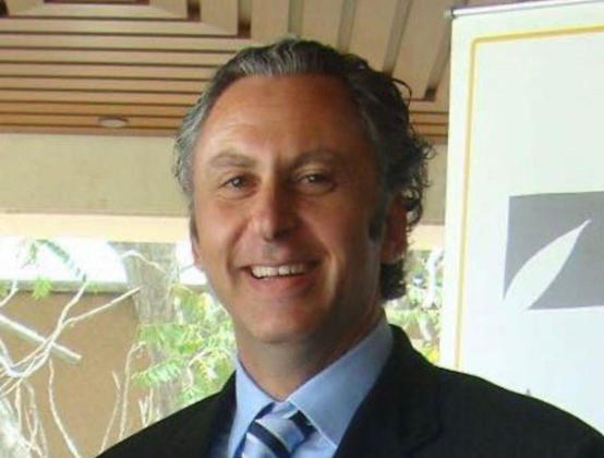 عطية يشيد بموقف فخر الدين الرافض للتطبيع