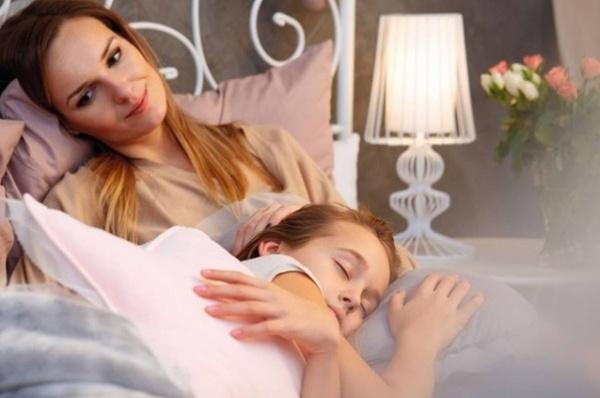  قواعد الحب السبع قدميها لأطفالك في يوم الحب