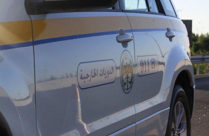 ضبط مركبة محملة 26 راكبا بشكل مخالف