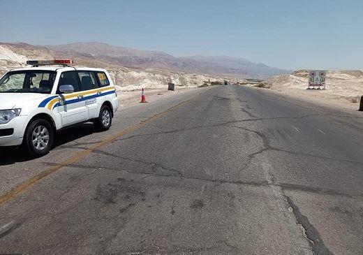 بدء صيانة جزء جديد من الطريق الصحراوي