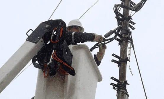 فصل الكهرباء عن مناطق بالكرك والطفيلة الاثنين 