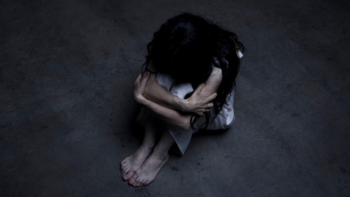 لن تصدق  قتل أخاه واغتصب ابنتيه