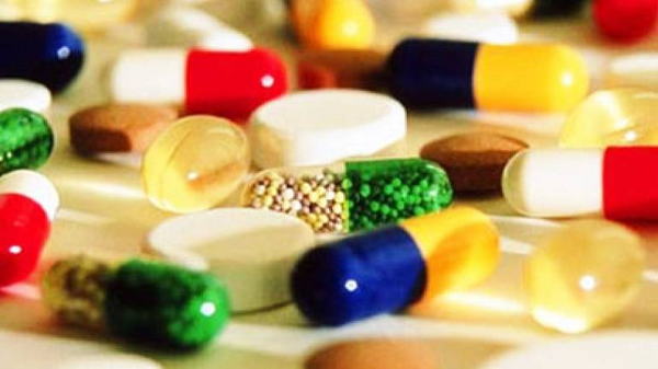 الإفتاء توضح حكم الشرع بتناول المخدر بغرض العلاج