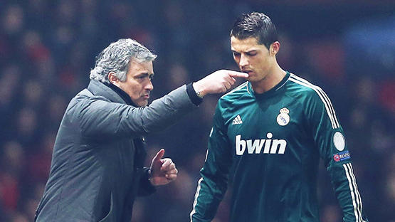 رونالدو يكشف عن أكثر ما يغضبه في مانشستر ومورينيو يرد