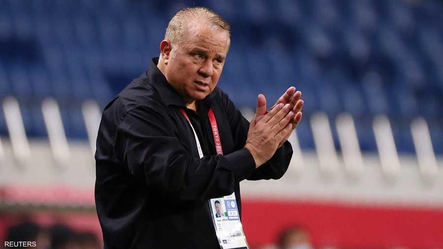 إقالة مدرب منتخب مصر الأولمبي