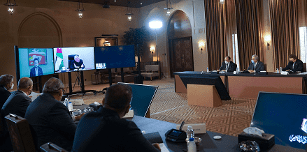 الملك يلتقي وفدا اقتصاديا أمريكيا