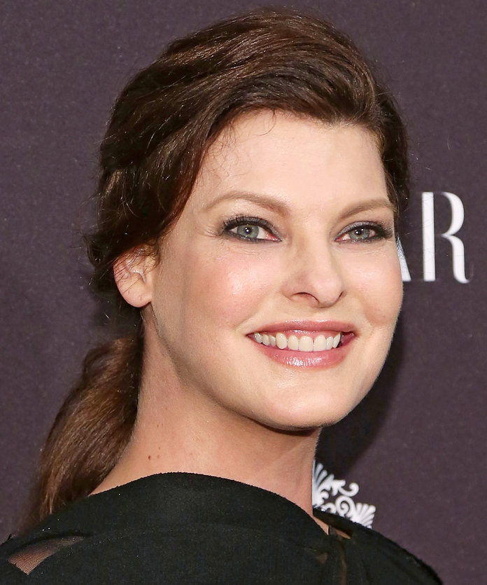  عارضة أزياء لم تعد تتعرف على جسدها بعد التجميل