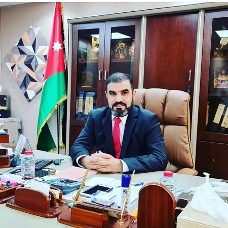 الإمارات تمنح أردنيا إقامتها الذهبية