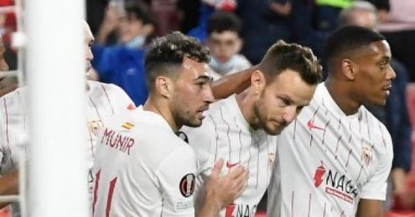 إشبيلية يتفوق بثلاثية على دينامو زغرب بالشوط الأول