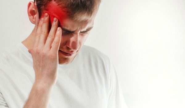 تعرفوا على أسباب الصداع الصباحي وطريقة علاجه