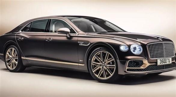 بنتلي تكشف سيارتها الهجينة الجديدة