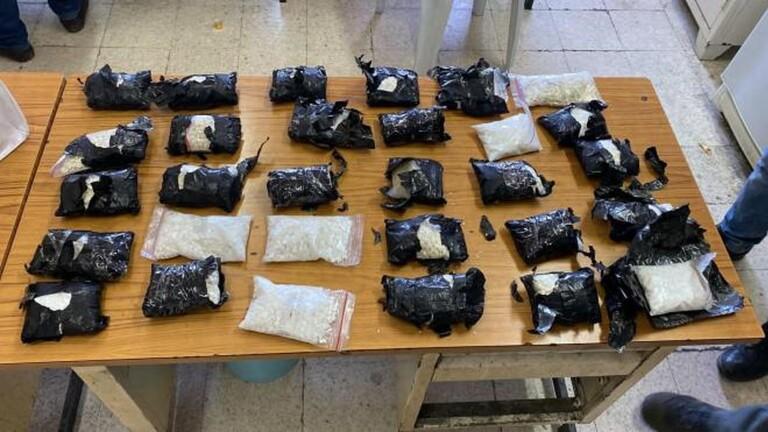 لبنان ضبط حبوب كبتاغون معدّة للتهريب  فيديو