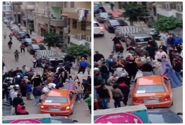 بعد حفل زفافهما مصري يضرب عروسته وسط الشارع  فيديو 