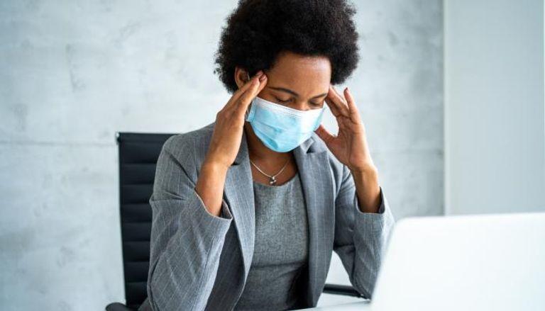 عدوى أوميكرون الشعور بالألم بهذه الأماكن يدق ناقوس الخطر