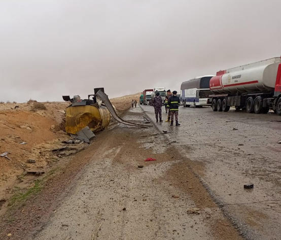 إصابة خطيرة بتدهور صهريج ديزل بالعقبة