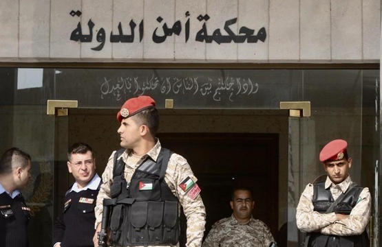 السجن بحق 9 متهمين لحيازتهم مواد مخدرة للاتجار بها