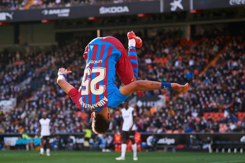 برشلونة يزلزل الميستايا باكتساح فالنسيا 