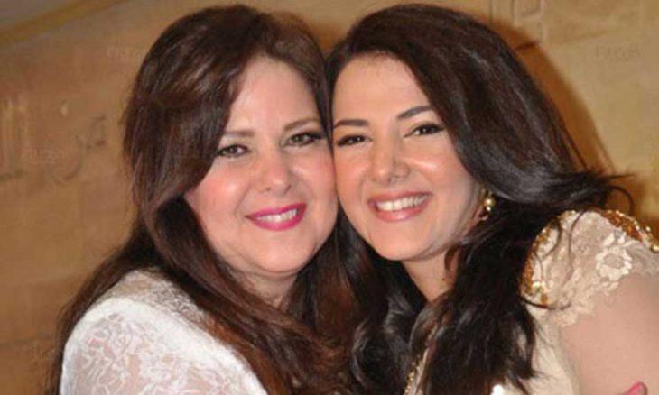 رغم وفاتها  دلال عبد العزيز مع ابنتها دنيا بمسلسل في رمضان