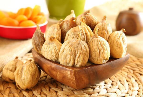 اليكم فوائد التين المجفف