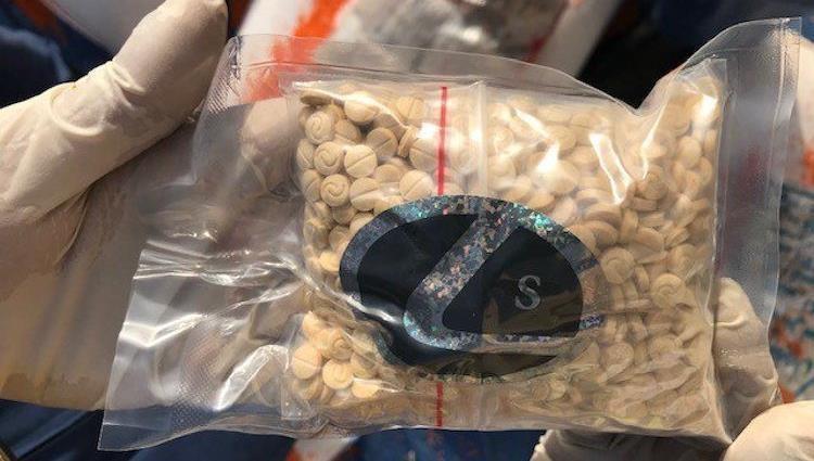 لبنان يحبط تهريب مخدرات إلى السعودية