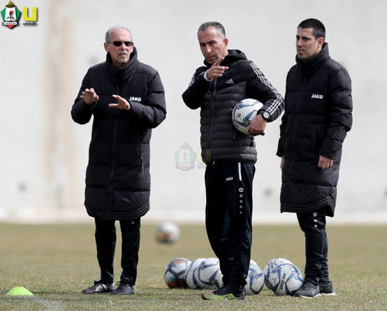 الوحدات المحترف الثالث مهاجم من اميركا الجنوبية