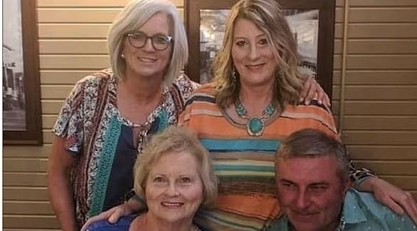  تكتشفان بأنهما بُدلتا بالخطأ عند ولادتهما قبل 55 عاماً